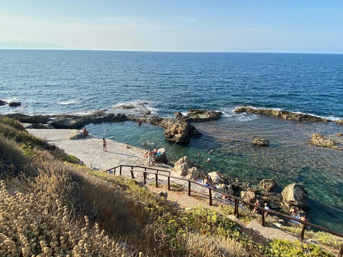 Microcosmos Halepas Villa Chania  Exteriör bild